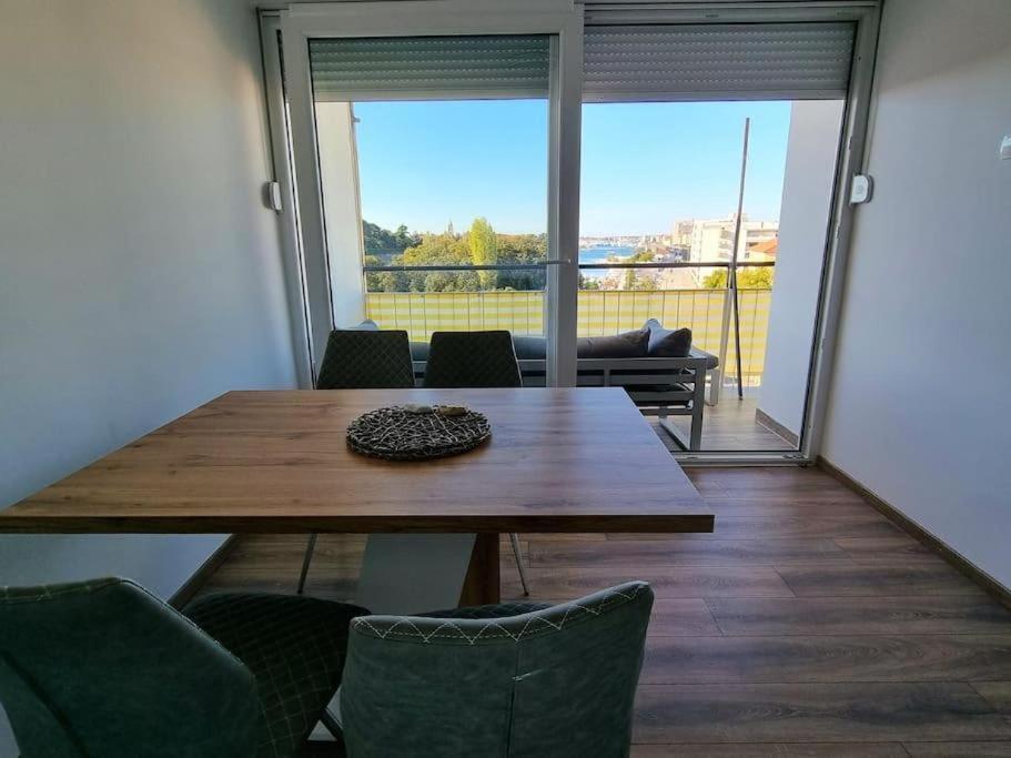 Sea View Balcony And Parking Apartamento Zadar Exterior foto